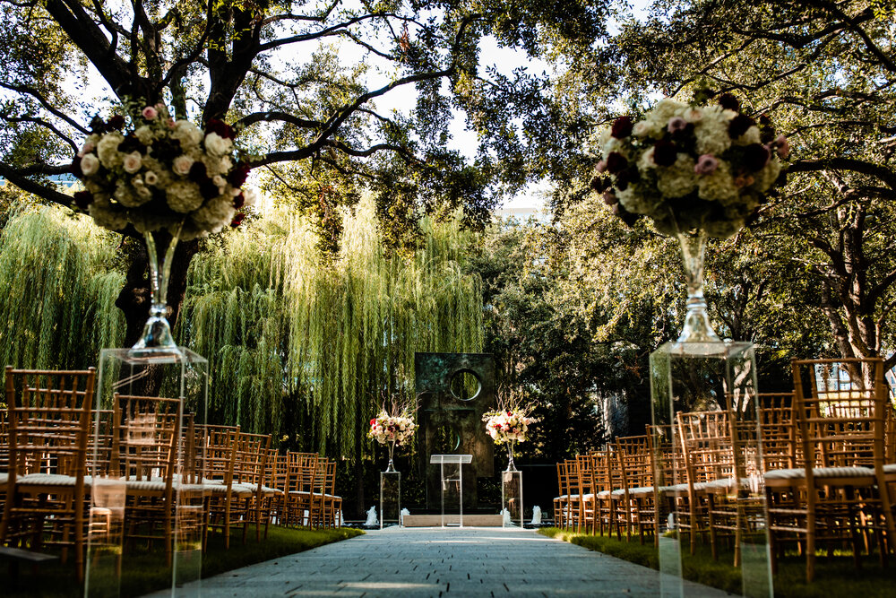 How to save money on your Texas Hill Country Wedding Venue?